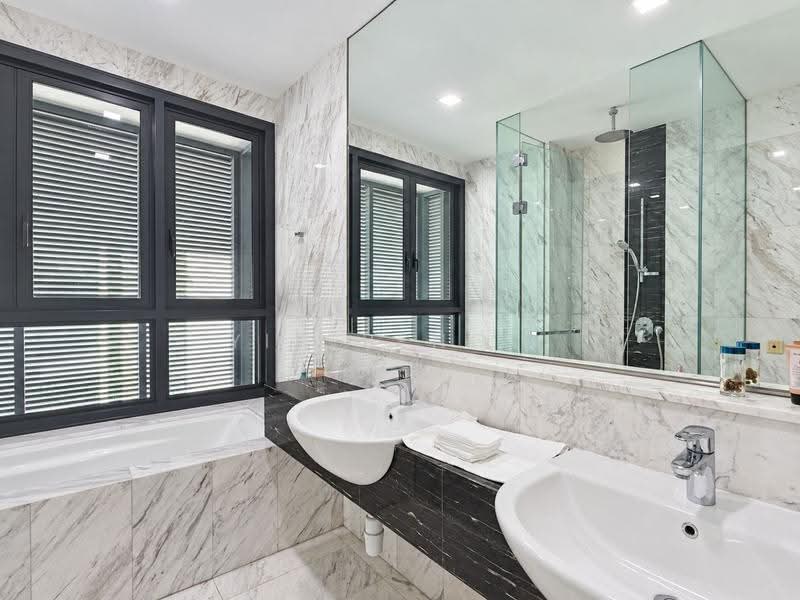 Kediaman Servis untuk Dijual di The Greens - Yin Peng . - Bathroom - PropertyGuru.com.my
