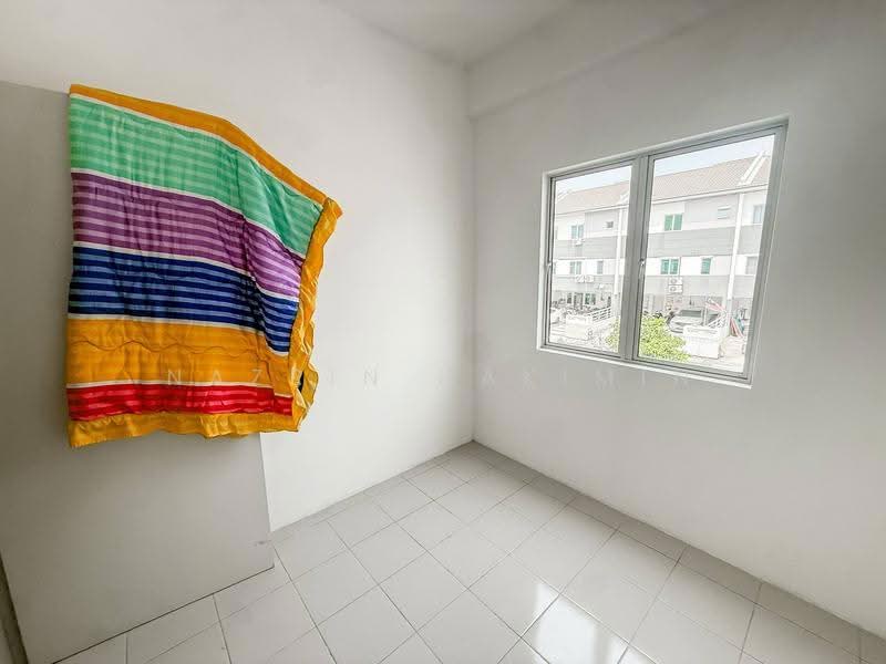 Townhouse for Sale in Saujana Utama (Selangor) - Nazrin Hakimin - Interior - PropertyGuru.com.my
