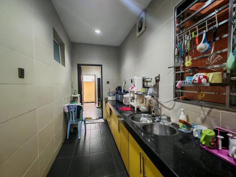 Semi-Detached House for Sale in Gombak (Selangor) - Mandy Khoo - Kitchen - PropertyGuru.com.my