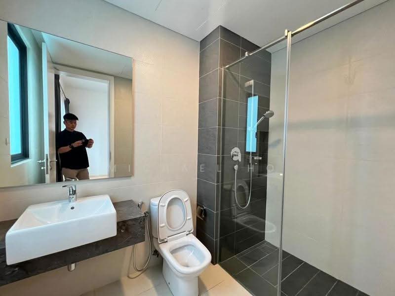 Kondominium untuk Disewa di Residensi 22 - Michael Ho - Bathroom - PropertyGuru.com.my