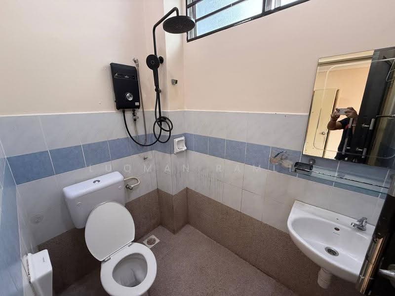 2-storey Terraced House for Sale in Ukay Bistari (Ulu Kelang) - Luqman Ramli - Bathroom - PropertyGuru.com.my