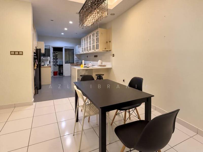 Kondominium untuk Dijual di Armanee - Azli Ibrahim - Kitchen - PropertyGuru.com.my