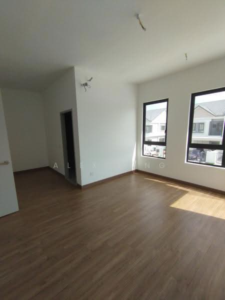 Rumah Berkembar untuk Dijual di Cyber 10 (Cyberjaya) - Alex Tong - PropertyGuru.com.my