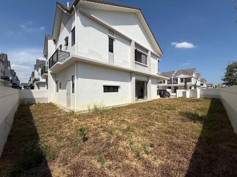 Rumah Berkembar untuk Dijual di Cyber 10 (Cyberjaya) - Alex Tong - PropertyGuru.com.my