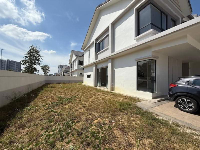 Rumah Berkembar untuk Dijual di Cyber 10 (Cyberjaya) - Alex Tong - PropertyGuru.com.my
