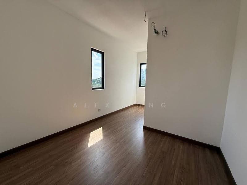 Rumah Berkembar untuk Dijual di Cyber 10 (Cyberjaya) - Alex Tong - PropertyGuru.com.my