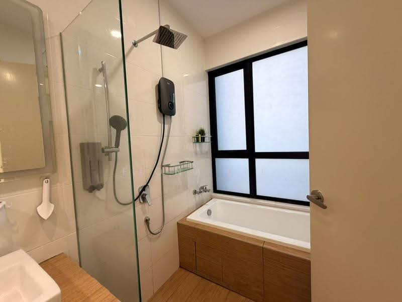 Condominium for Rent at The Parque Residences - Fiona Lee - Bathroom - PropertyGuru.com.my