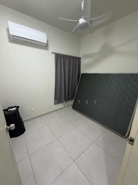 Kediaman Servis untuk Disewa di Majestic Maxim - Toby Tey - Bedroom - PropertyGuru.com.my