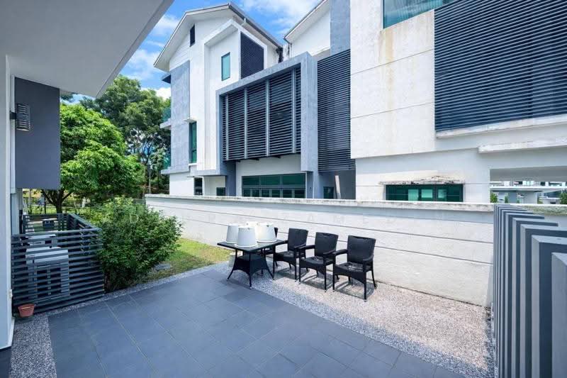 Rumah Banglo untuk Dijual di Cyberjaya (Selangor) - Adzura Zamedin - Exterior - PropertyGuru.com.my
