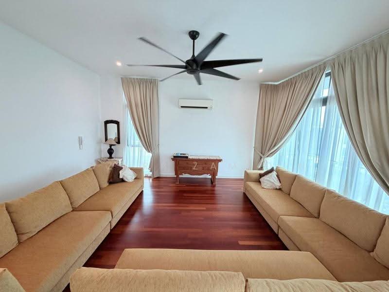 Rumah Banglo untuk Dijual di Cyberjaya (Selangor) - Adzura Zamedin - Living Room - PropertyGuru.com.my