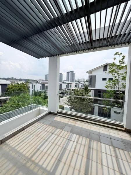Rumah Banglo untuk Dijual di Cyberjaya (Selangor) - Adzura Zamedin - Balcony - PropertyGuru.com.my