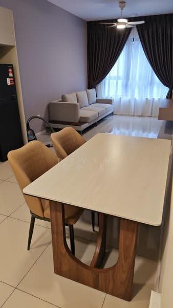 Kediaman Servis untuk Disewa di Residensi Estetik 8 (Est8) - Devin Goik - Living Room - PropertyGuru.com.my