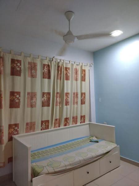 Pangsapuri untuk Dijual di Menara Indah - RS Morine Nes - Bedroom - PropertyGuru.com.my