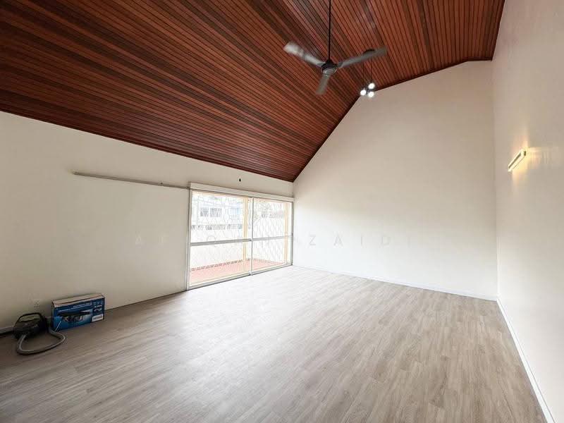 Bungalow House untuk Dijual di Taman Ampang Utama (Ampang) - Afiqah zaidi - Living Room - PropertyGuru.com.my