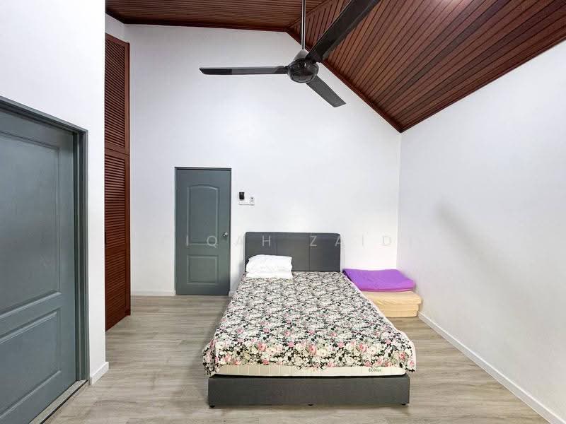 Bungalow House untuk Dijual di Taman Ampang Utama (Ampang) - Afiqah zaidi - Bedroom - PropertyGuru.com.my