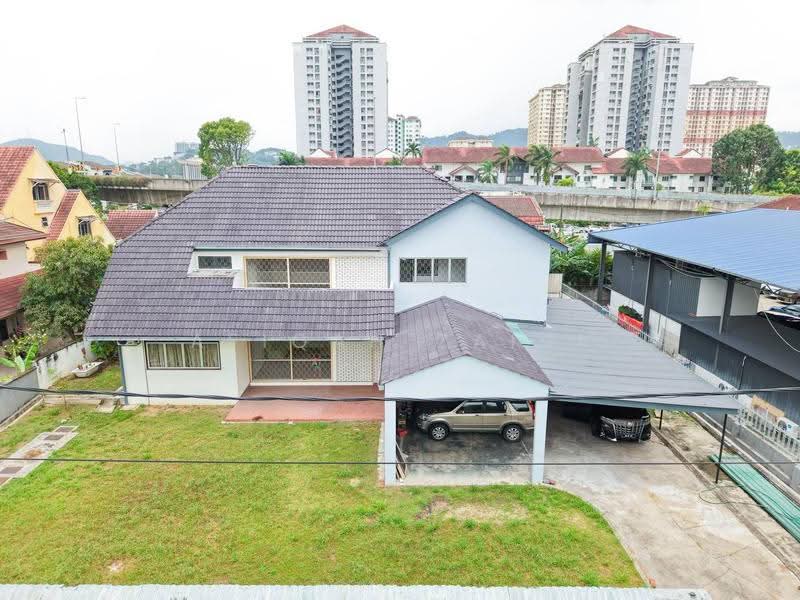 Bungalow House untuk Dijual di Taman Ampang Utama (Ampang) - Afiqah zaidi - Exterior - PropertyGuru.com.my