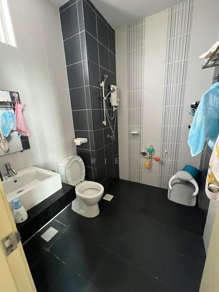 Apartment for Sale at Horizon Residence (Dwi Mutiara) - Valerie Saw - Bathroom - PropertyGuru.com.my