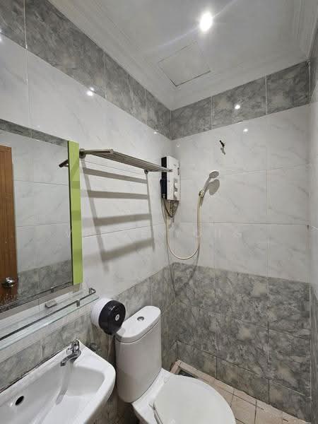 2-storey Terraced House for Rent in Setiawangsa (Kuala Lumpur) - Vince Yong - Bathroom - PropertyGuru.com.my