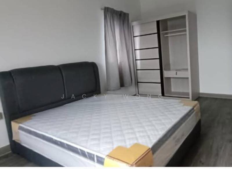 Kondominium untuk Dijual di Endah Regal Condominium - Jacky Wong - Bedroom - PropertyGuru.com.my