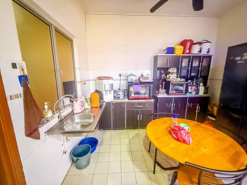 Terraced House for Sale in Saujana Rawang (Rawang) - Nazrin Hakimin - Kitchen - PropertyGuru.com.my