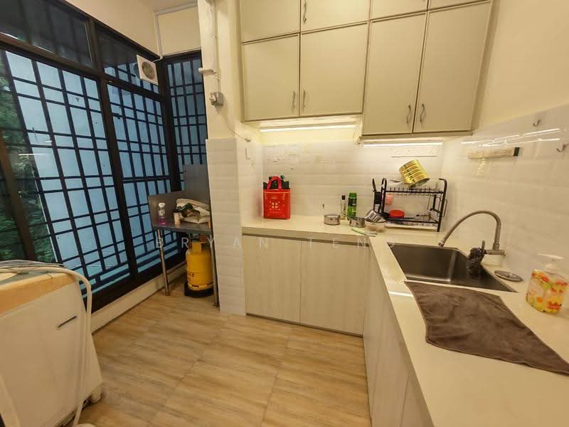 Kondominium untuk Dijual di Lakeside Tower - Bryan Teng - PropertyGuru.com.my
