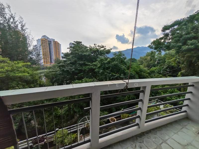 Kondominium untuk Dijual di Lakeside Tower - Bryan Teng - Balcony - PropertyGuru.com.my
