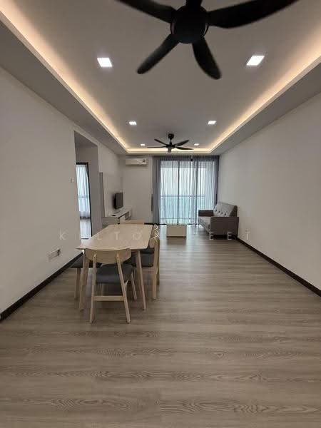 Kediaman Servis untuk Disewa di Silk Sky - Kelton Seet - Living Room - PropertyGuru.com.my