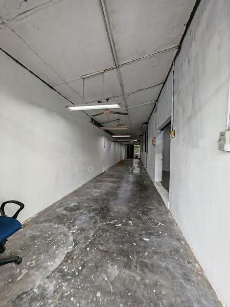 Kilang Teres untuk Disewa di Taman Universiti (Skudai) - Evon Yew - Corridor - PropertyGuru.com.my