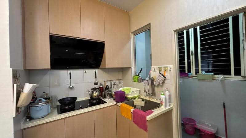 Condominium for Rent at Residensi Rampai (The Parc Tower) - Joshua Cheah - Kitchen - PropertyGuru.com.my