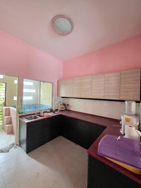 2-storey Terraced House for Sale in Taman Seri Austin (Tebrau) - Tori Cheon - Kitchen - PropertyGuru.com.my