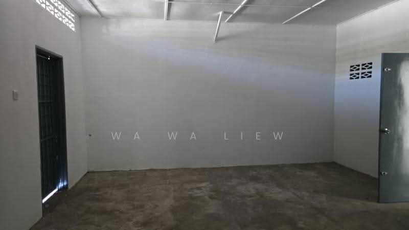 Shop for Rent in Usj 1 (Subang Jaya) - Wa Wa Liew - Interior - PropertyGuru.com.my