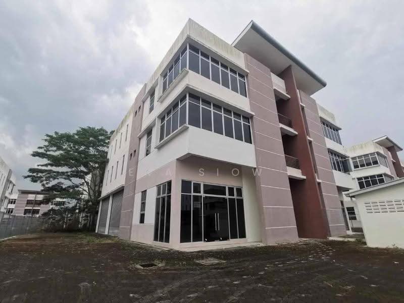 Semi-D Factory for Sale in Iskandar Puteri (Nusajaya) (Johor) - Eva Siow - PropertyGuru.com.my