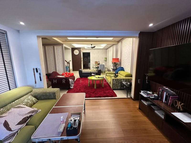 2-storey Terraced House for Sale in Seksyen 5 (Kota Damansara) - Ashraff Daniel - Living Room - PropertyGuru.com.my
