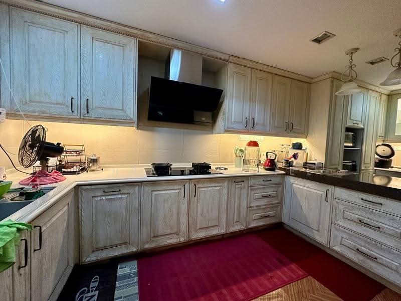 2-storey Terraced House for Sale in Seksyen 5 (Kota Damansara) - Ashraff Daniel - Kitchen - PropertyGuru.com.my