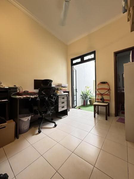 Terraced House for Sale in Bandar Kinrara Seksyen 5 (Bandar Kinrara) - Jayden Lee - Study - PropertyGuru.com.my
