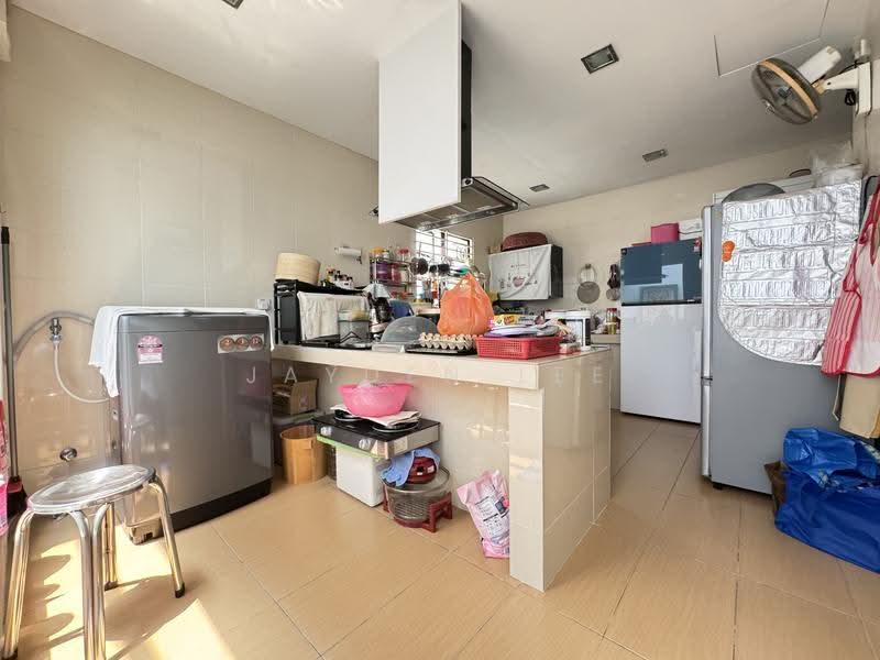 Terraced House for Sale in Bandar Kinrara Seksyen 5 (Bandar Kinrara) - Jayden Lee - Kitchen - PropertyGuru.com.my