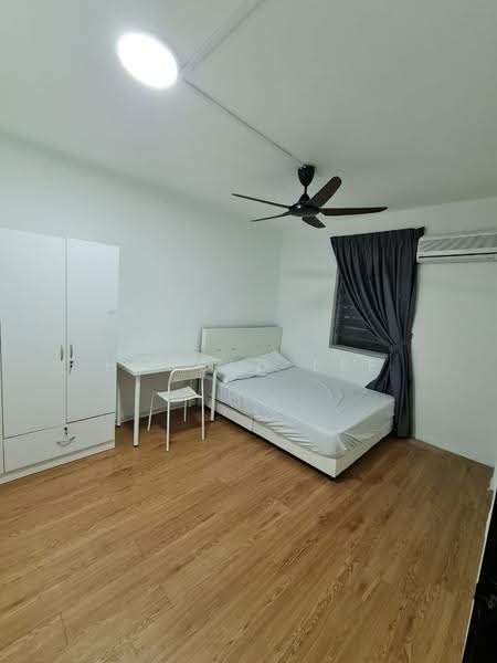 Pangsapuri untuk Dijual di Jelutong Park - Harold Lee - Bedroom - PropertyGuru.com.my