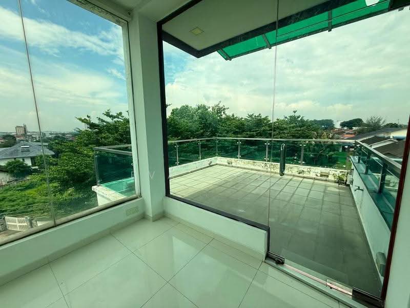 Bungalow House for Sale in Taman Kebun Teh (Johor Bahru) - Eva Siow - PropertyGuru.com.my