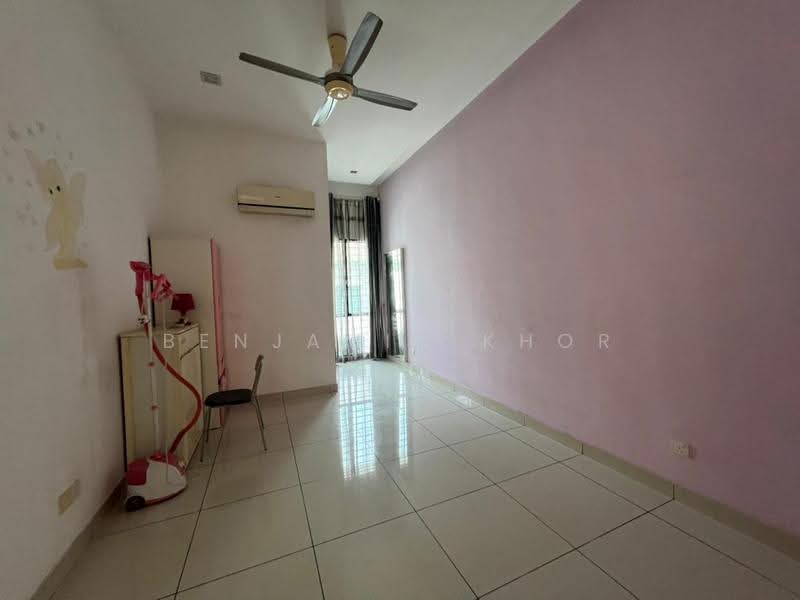 Terraced House for Rent in 16 Sierra (Puchong) - Benjamin Khor - Bedroom - PropertyGuru.com.my