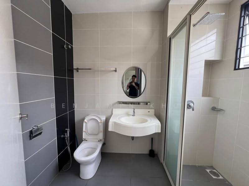 Terraced House for Rent in 16 Sierra (Puchong) - Benjamin Khor - Bathroom - PropertyGuru.com.my
