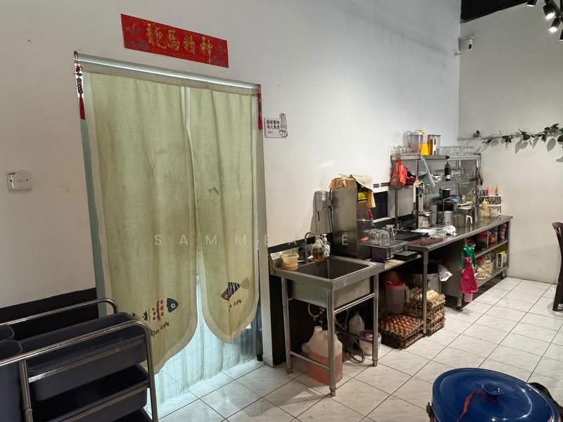 Shop for Rent in Bandar Sungai Long (Selangor) - Sammeane . - Kitchen - PropertyGuru.com.my