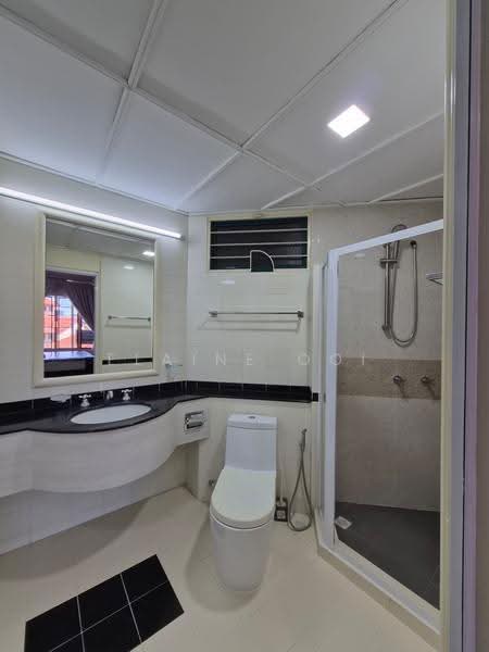 Pangsapuri untuk Disewa di Bellane Court - Elaine Ooi - Bathroom - PropertyGuru.com.my