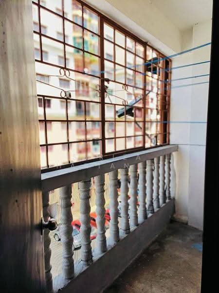 Rumah Flat untuk Dijual di Taman Tun Teja - Sariza Hartanah - Balcony - PropertyGuru.com.my