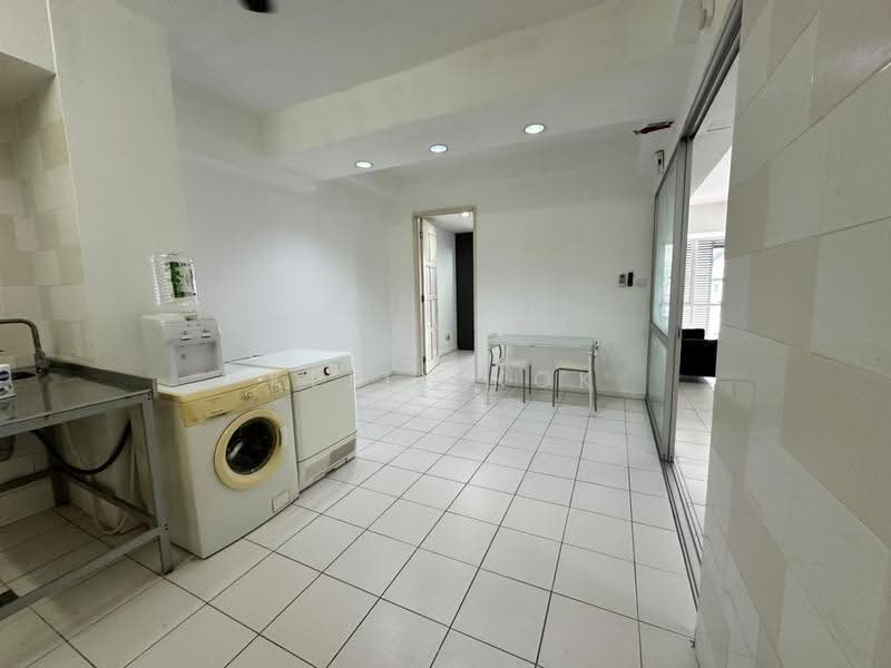 Service Residence for Rent at One Stop @ Fraser Business Park - Kelly Kok - Kitchen - PropertyGuru.com.my