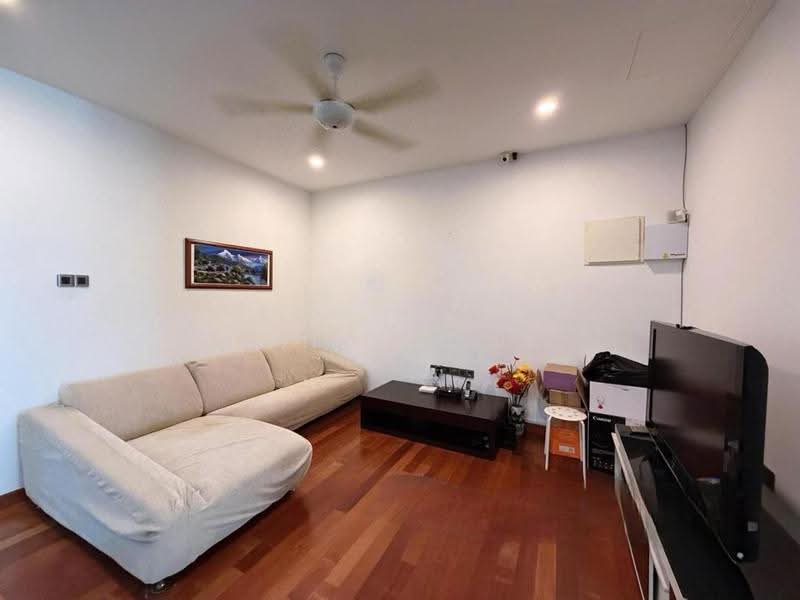 Rumah Teres 3-Tingkat untuk Dijual di Jelutong (Penang) - Ping Koay - Living Room - PropertyGuru.com.my