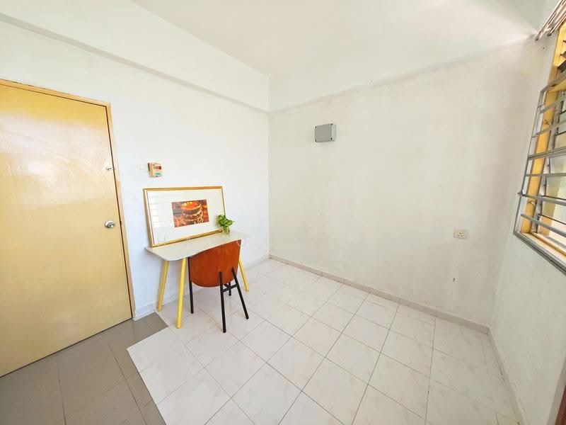 Apartment for Sale at Marina Tower - Harold Lee - Study - PropertyGuru.com.my