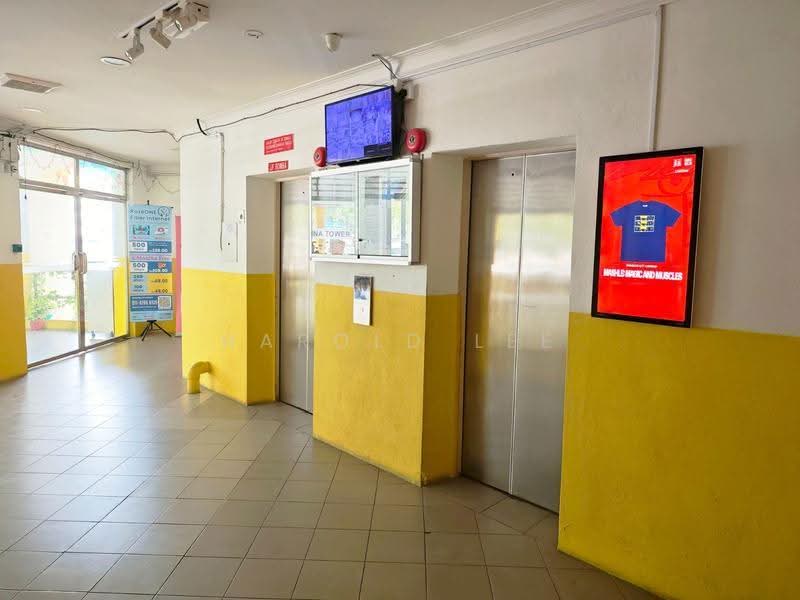Apartment for Sale at Marina Tower - Harold Lee - Corridor - PropertyGuru.com.my