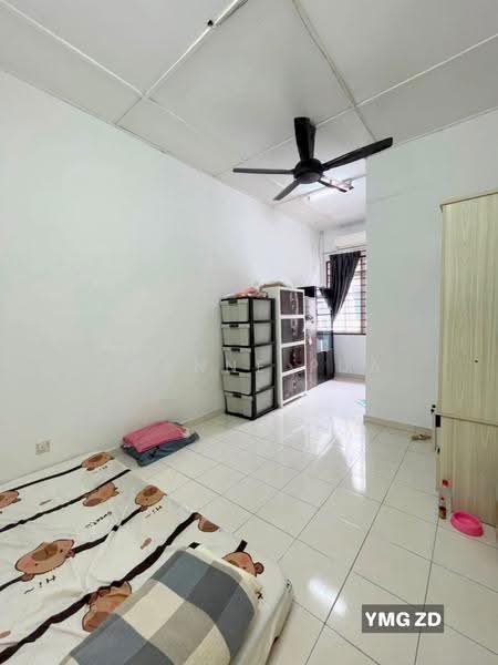 2-storey Terraced House for Sale in Bandar Bukit Tinggi 2 (Klang) - Joanne Pua - Bedroom - PropertyGuru.com.my