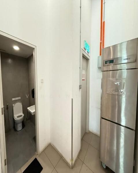 Shop for Rent in I-City (Shah Alam) - Vincent Lee - Bathroom - PropertyGuru.com.my