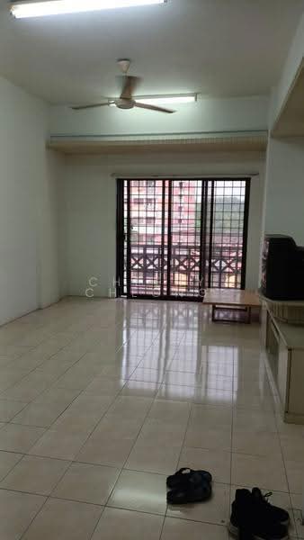 Kondominium untuk Disewa di Evergreen Park Acorn & Hazel - Cheery Cheong - Living Room - PropertyGuru.com.my